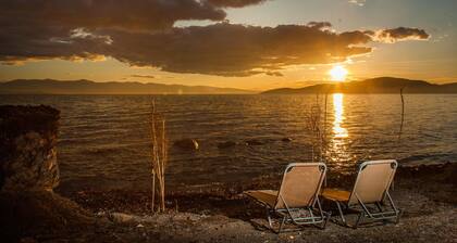Karnagio Seafront in Agria