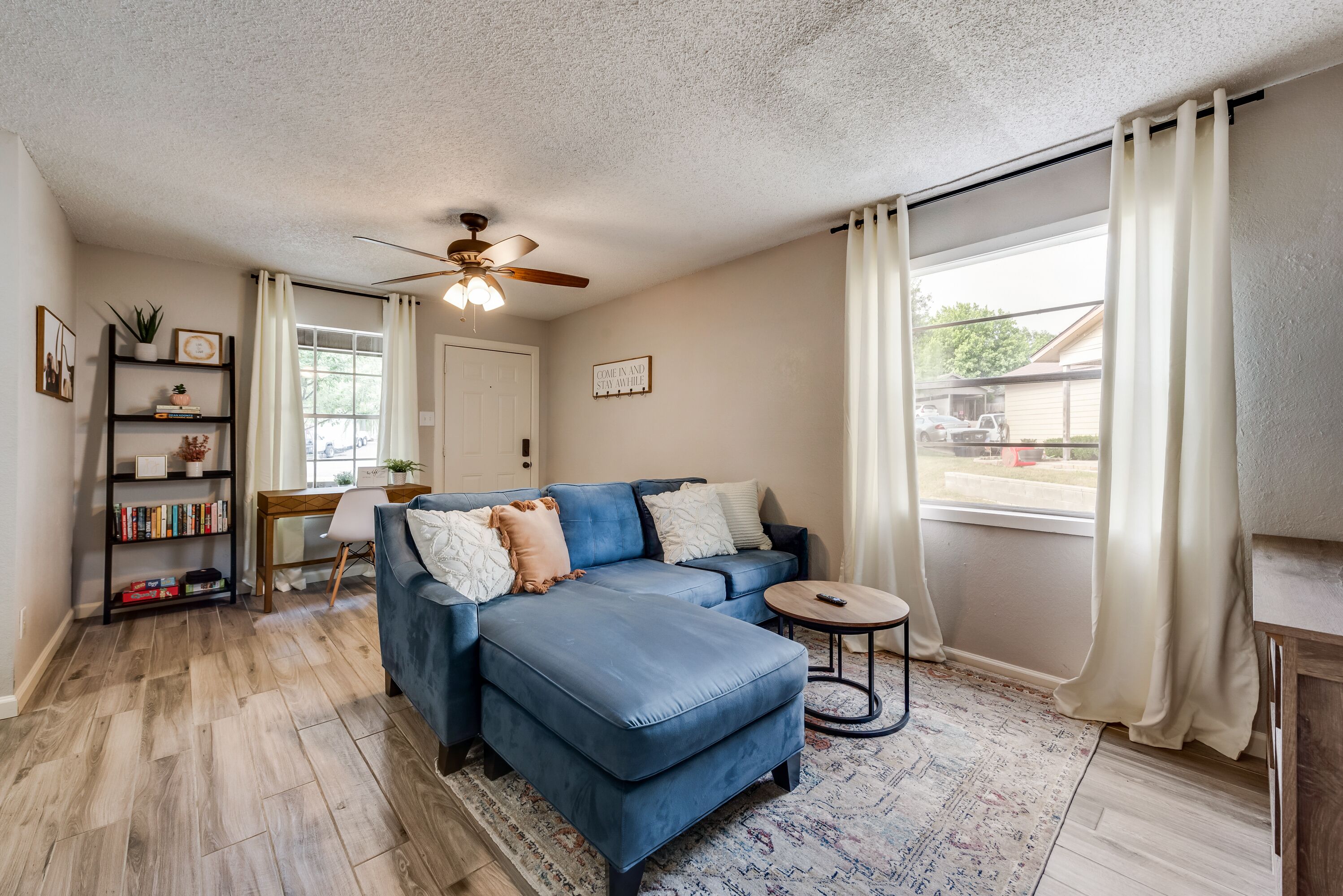 Charming 2RB Home - By Carswell Air force Base