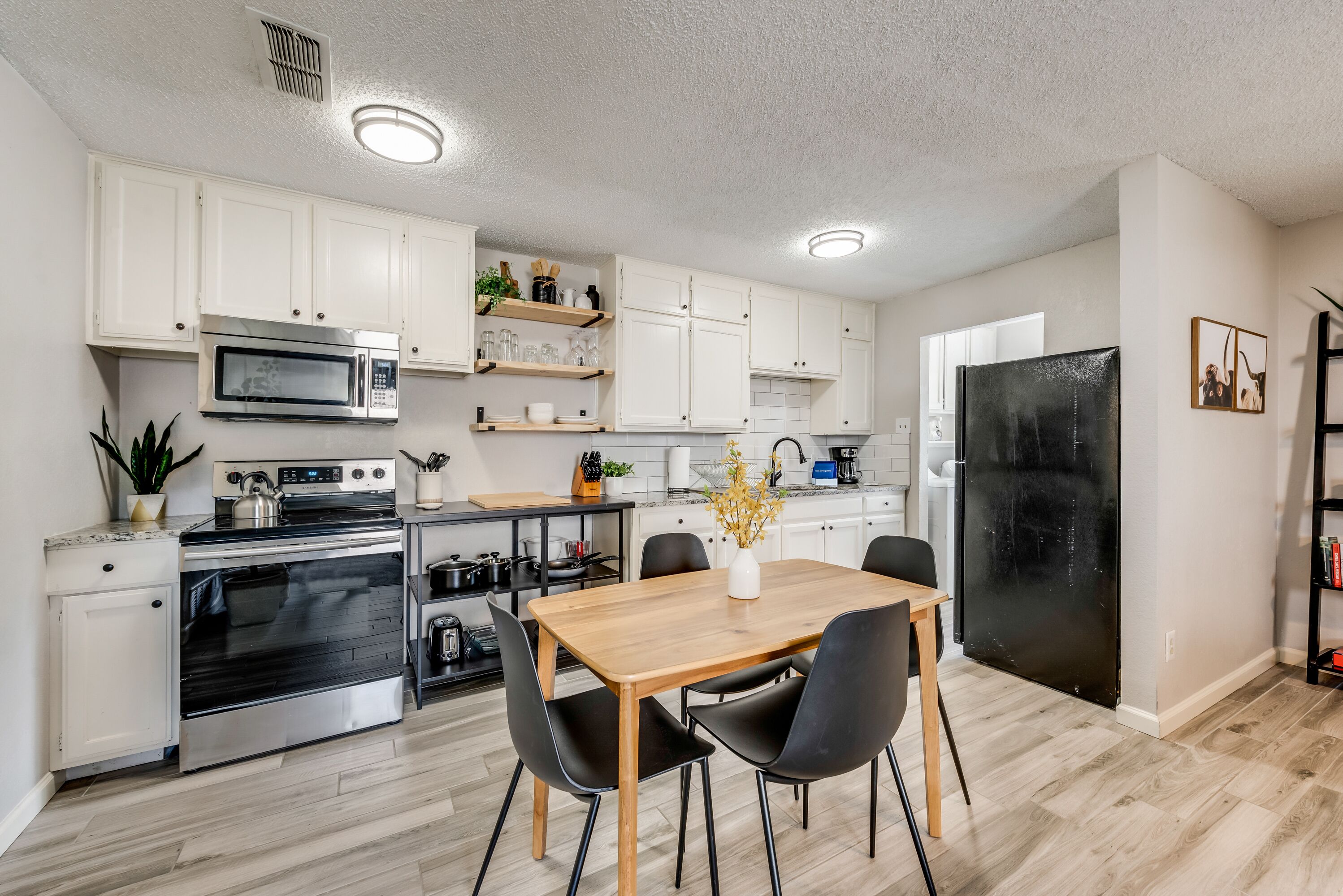 Charming 2RB Home - By Carswell Air force Base