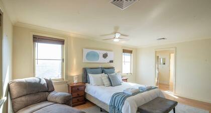 Tranquil Taylor - Two-Storey CBD Family Home, BBQ