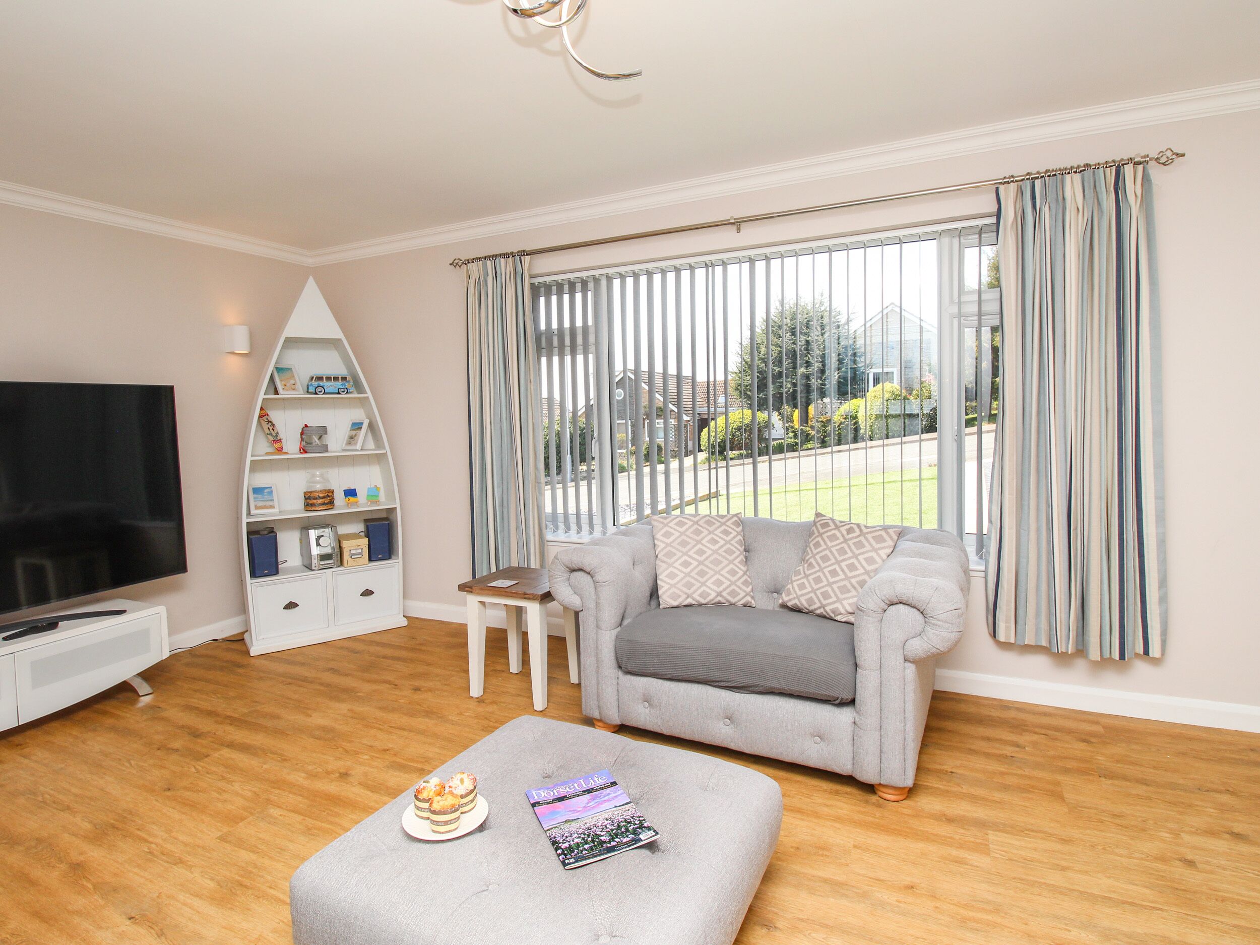 The White House, Character Holiday Cottage, With A Garden In Weymouth - Weymouth