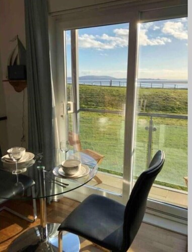CockleDora Luxury Beach View Ground Floor