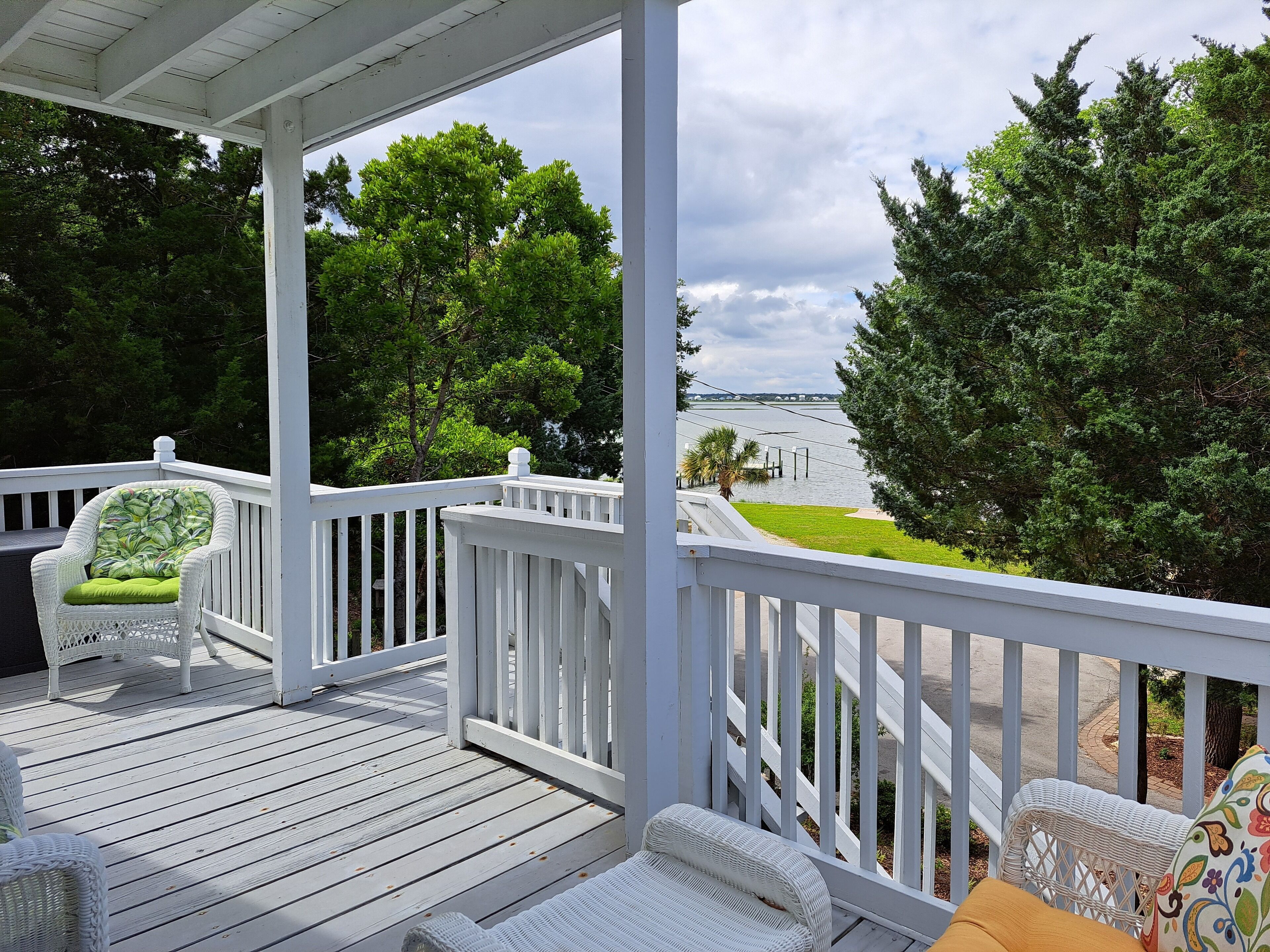 Beautiful Sound Side View