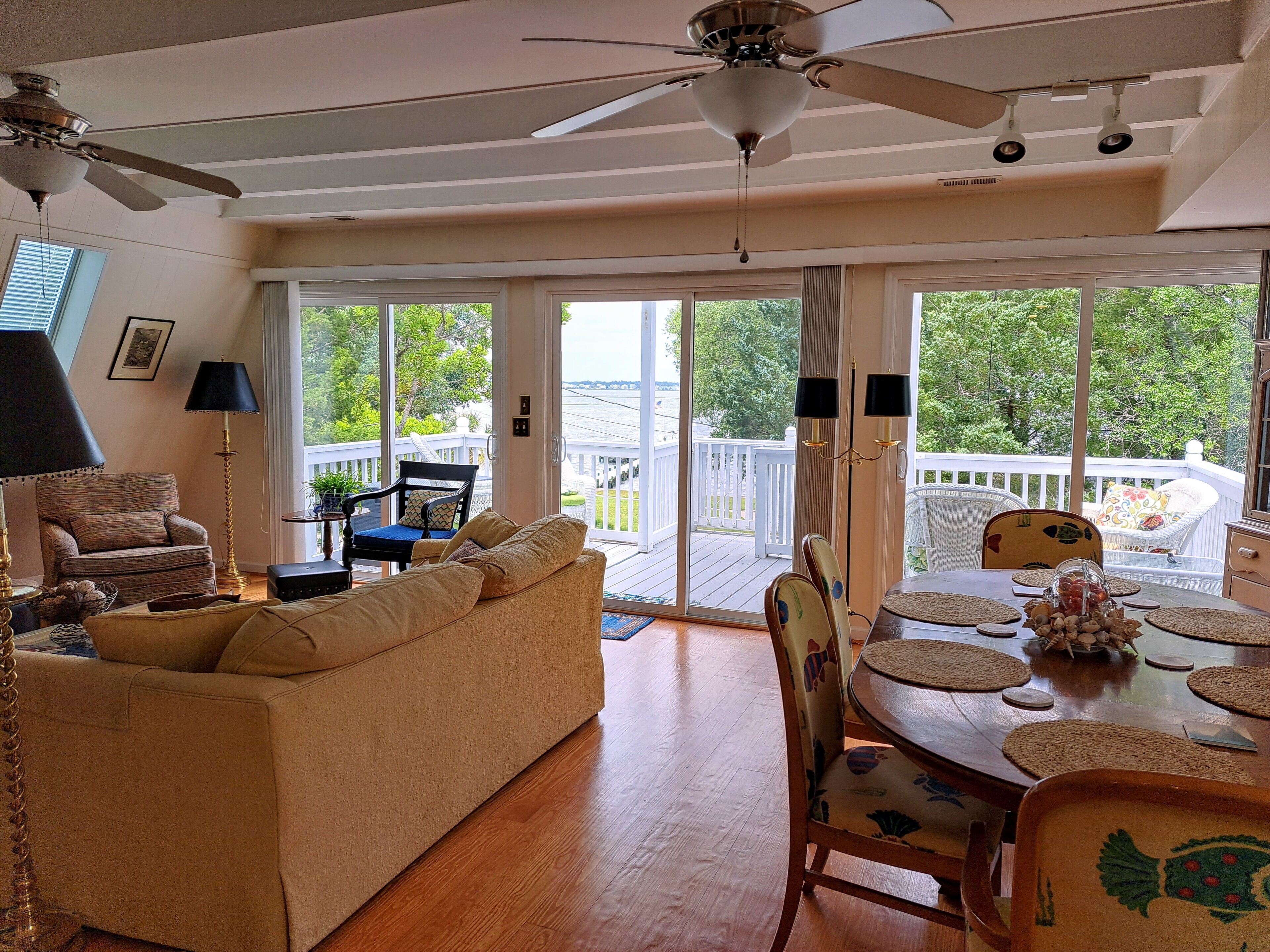 Beautiful Sound Side View