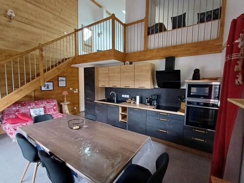 Appartement très chaleureux au coeur des montagnes.