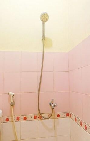 Deluxe Double Room | Bathroom | Shower, soap - Collection O 91684 Pondok SyariahNearMookiland Park Bali (Denpasar)