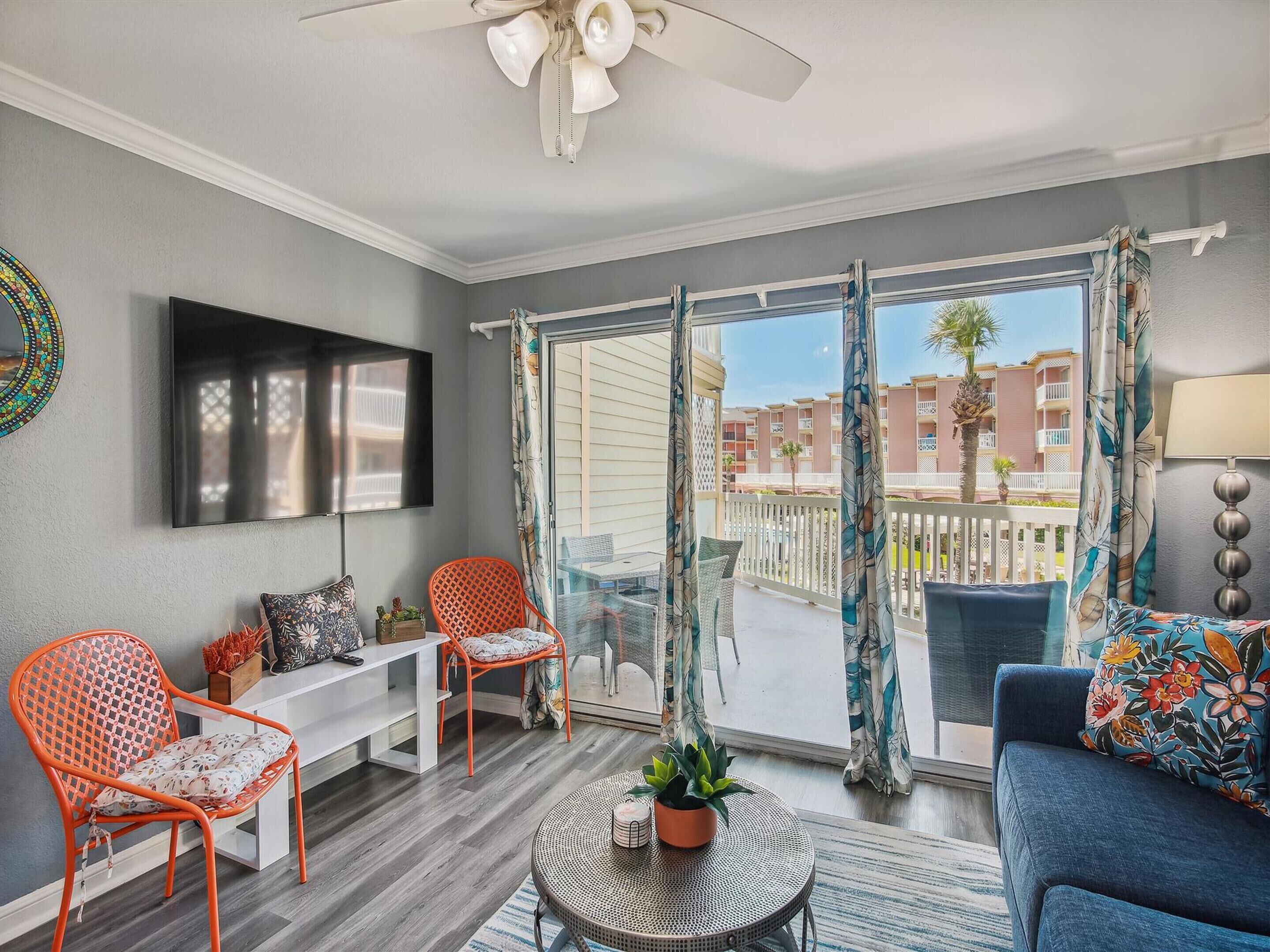 Seaside Abode | Newly Renovated, Gulf Views!