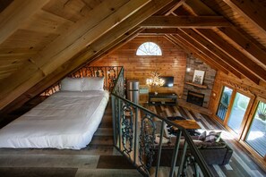 1 室のベッドルーム、デスク、アイロン / アイロン台、WiFi (無料)