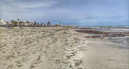 Copy ~15 Miles to Disney Parks From Home w/ Pool Deck!