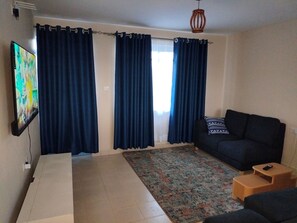 Living area - Executive 1&2 Broom Airbnb in Gilgil Nakuru (Gilgil)