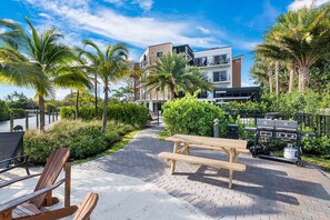 Terrace/patio - Wilton River Suites (Adults Only) (Wilton Manors)