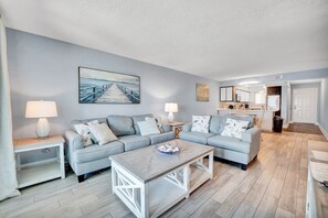 Smart TV - 2 Bedroom Deluxe Oceanfront Condo w/Private Balcony, just steps from the beach! (Panama City)