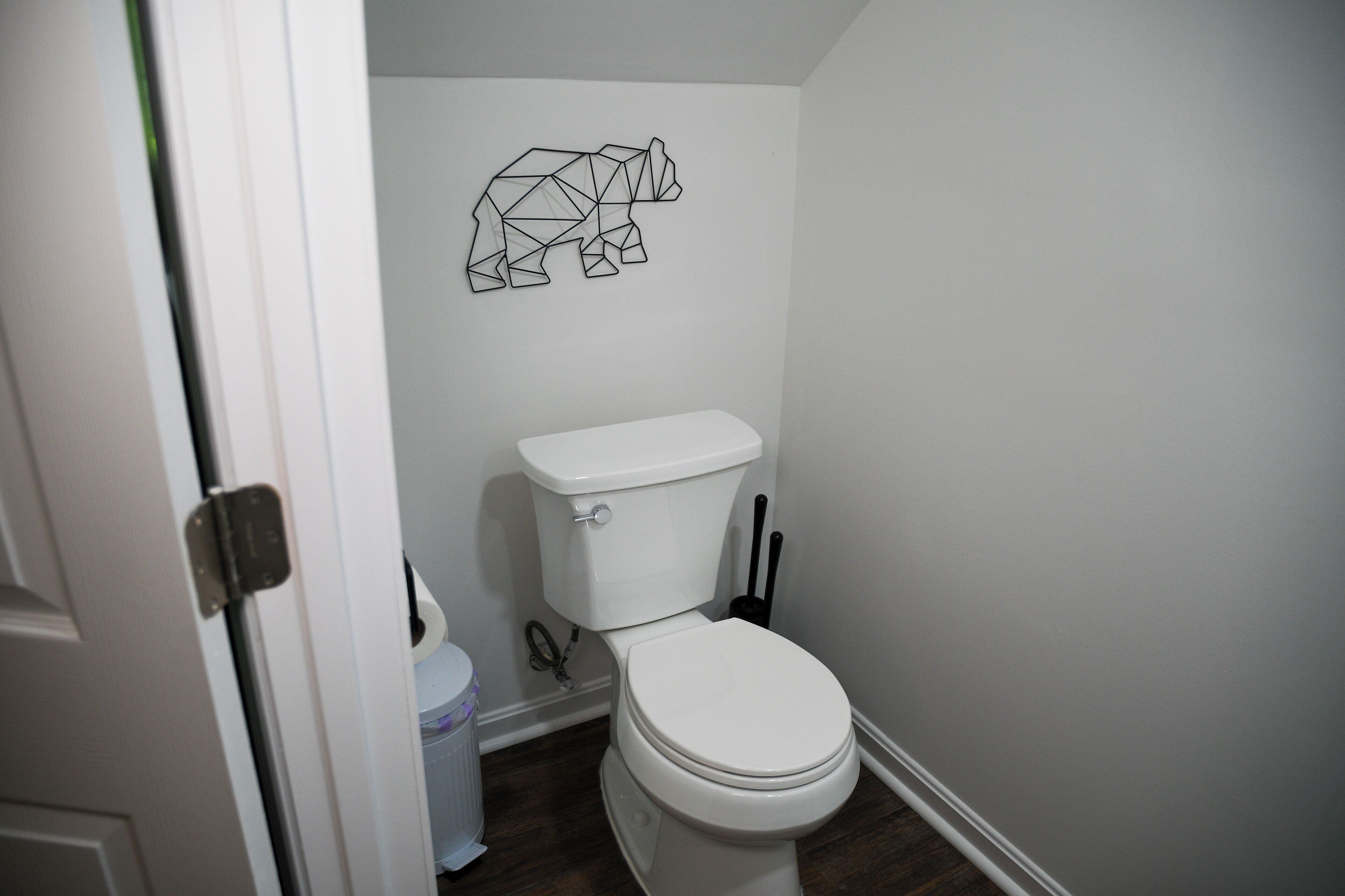 Cozy Creekside Cabin with a Great Room