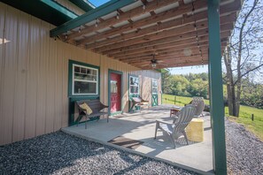 Terrace/patio - Renovated Barn Home on Private Estate - Scenic Meadow Views (Mars Hill)