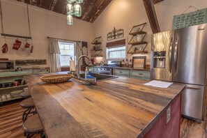 Fridge, microwave, oven, stovetop - Renovated Barn Home on Private Estate - Scenic Meadow Views (Mars Hill)