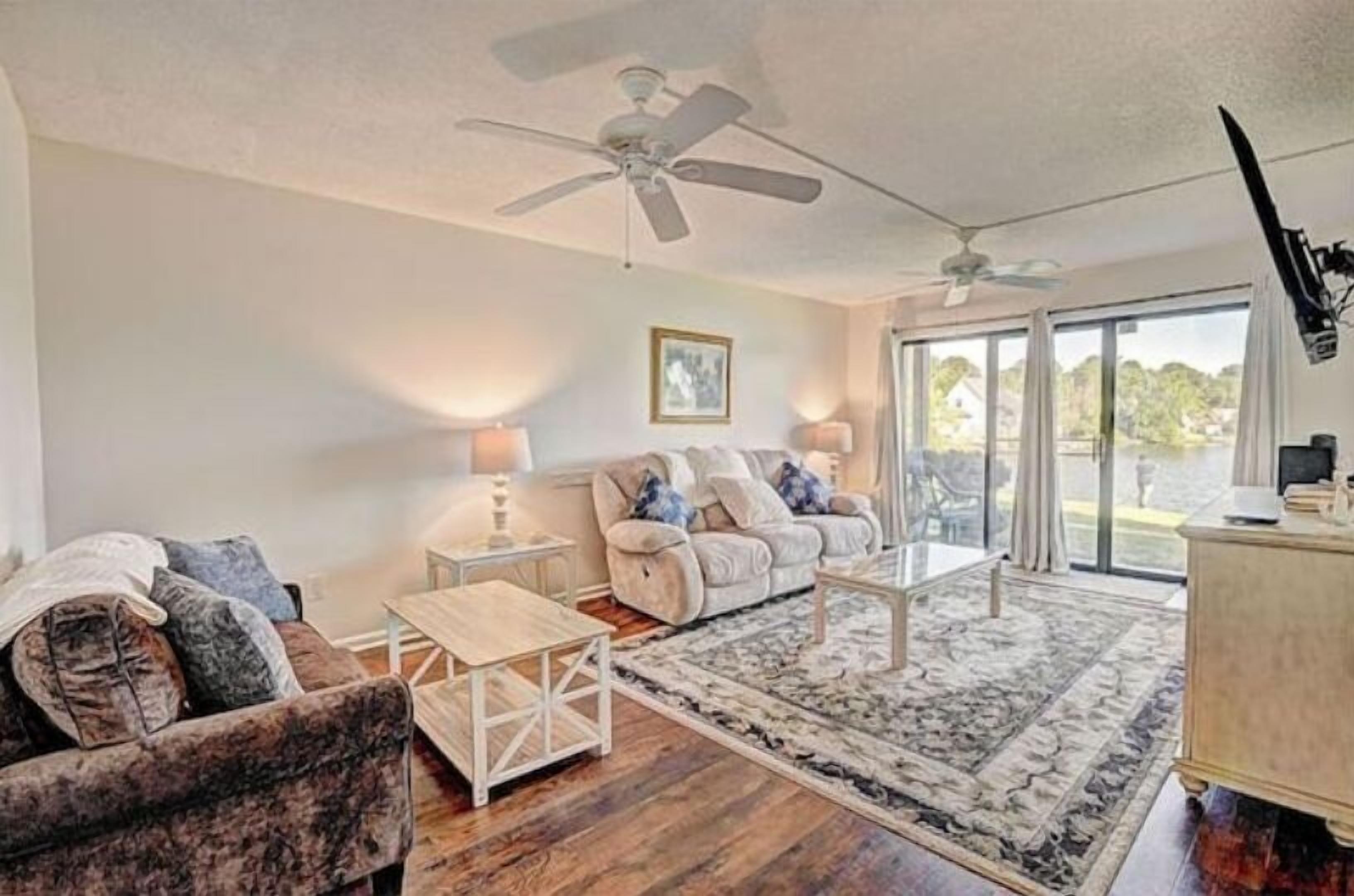 Peaceful 3BR condo overlooking private pond