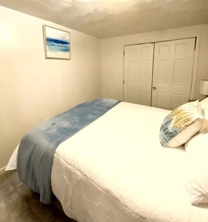 3 bedrooms, desk, iron/ironing board, free WiFi