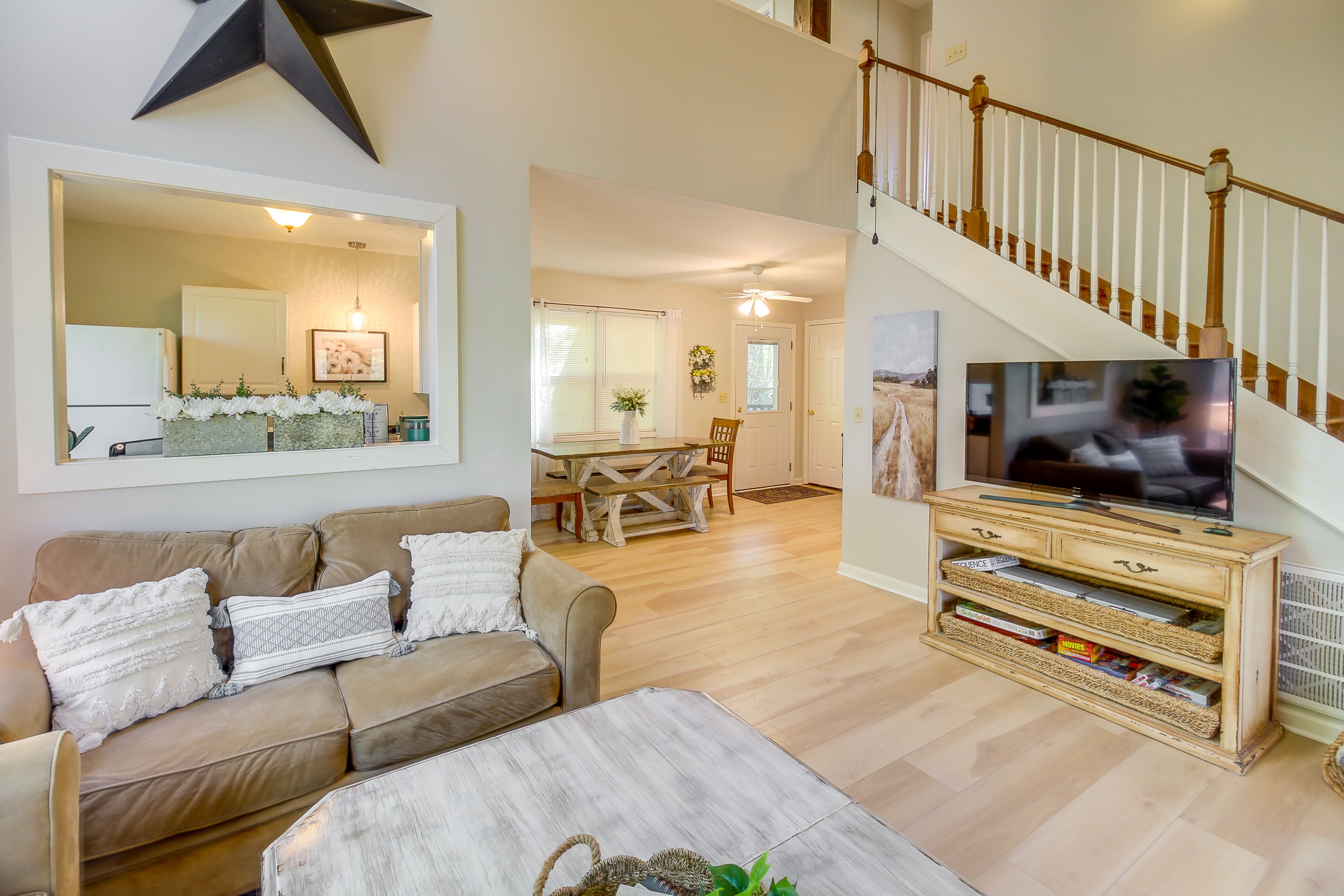 Peaceful Ellijay Home w/ Deck - Hike & Fish!