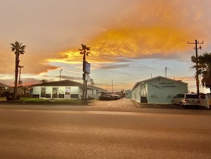 Exterior - The Airshow Room (Port Aransas)