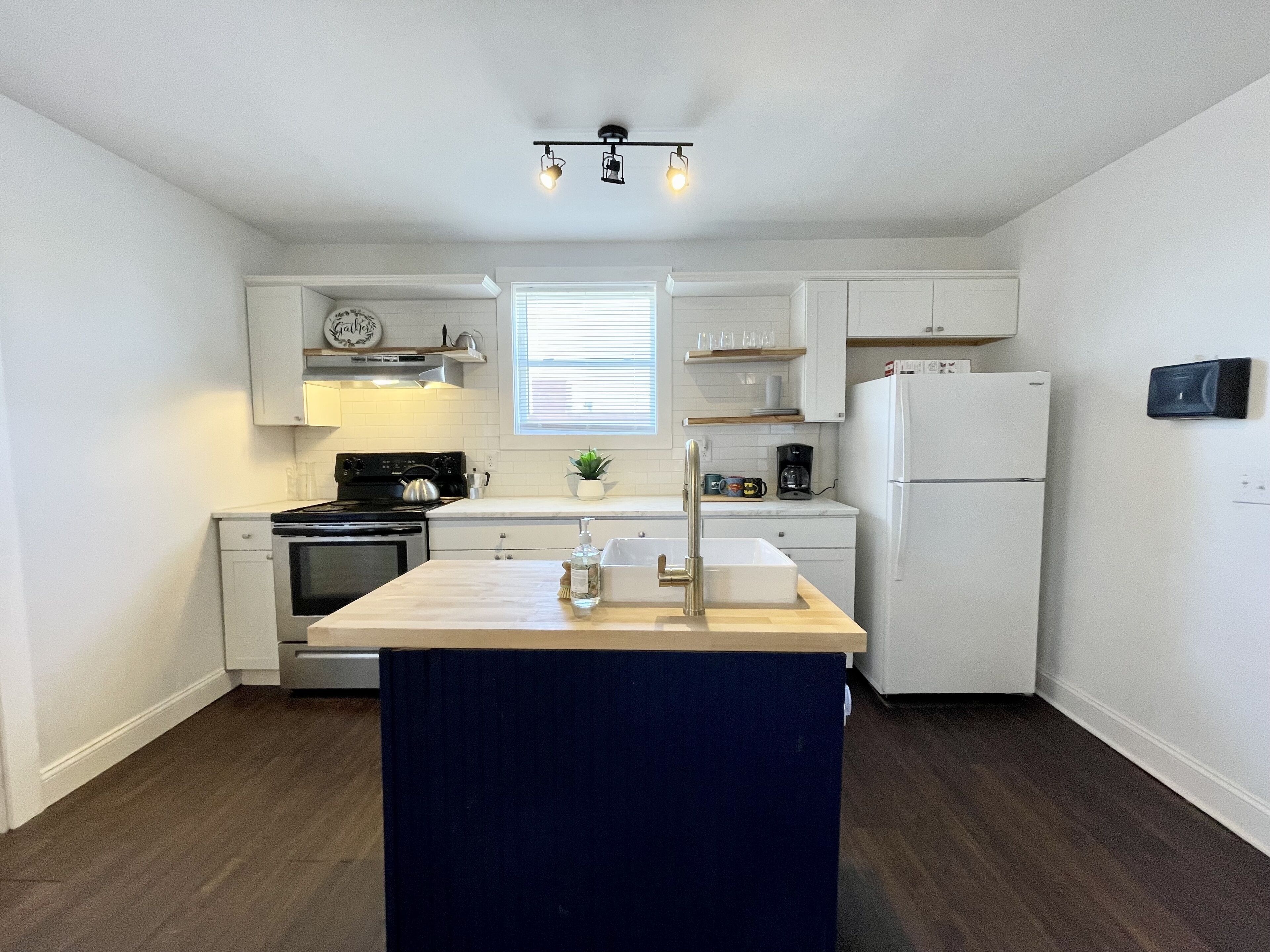 Point on Pollock - Brewery Row - Brim of Downtown