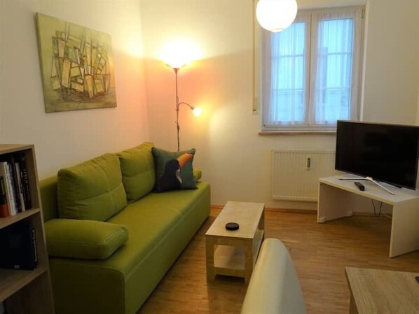 TV, books