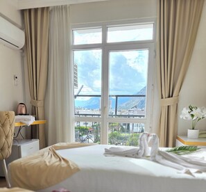 Standard Twin Room | Egyptian cotton sheets, premium bedding, Select Comfort beds, minibar - Far Life Hotel (Konyaalti)