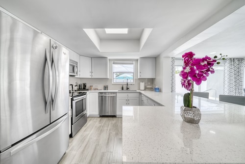 Casita w/ Heated Salt Water Pool