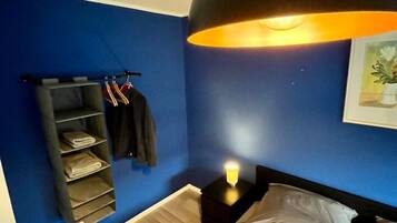 2 Schlafzimmer, Schreibtisch, Reisekinderbett, kostenloses WLAN