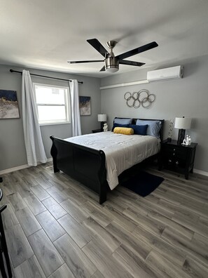 1 chambre, fer et planche à repasser, Wi-Fi gratuit, draps fournis