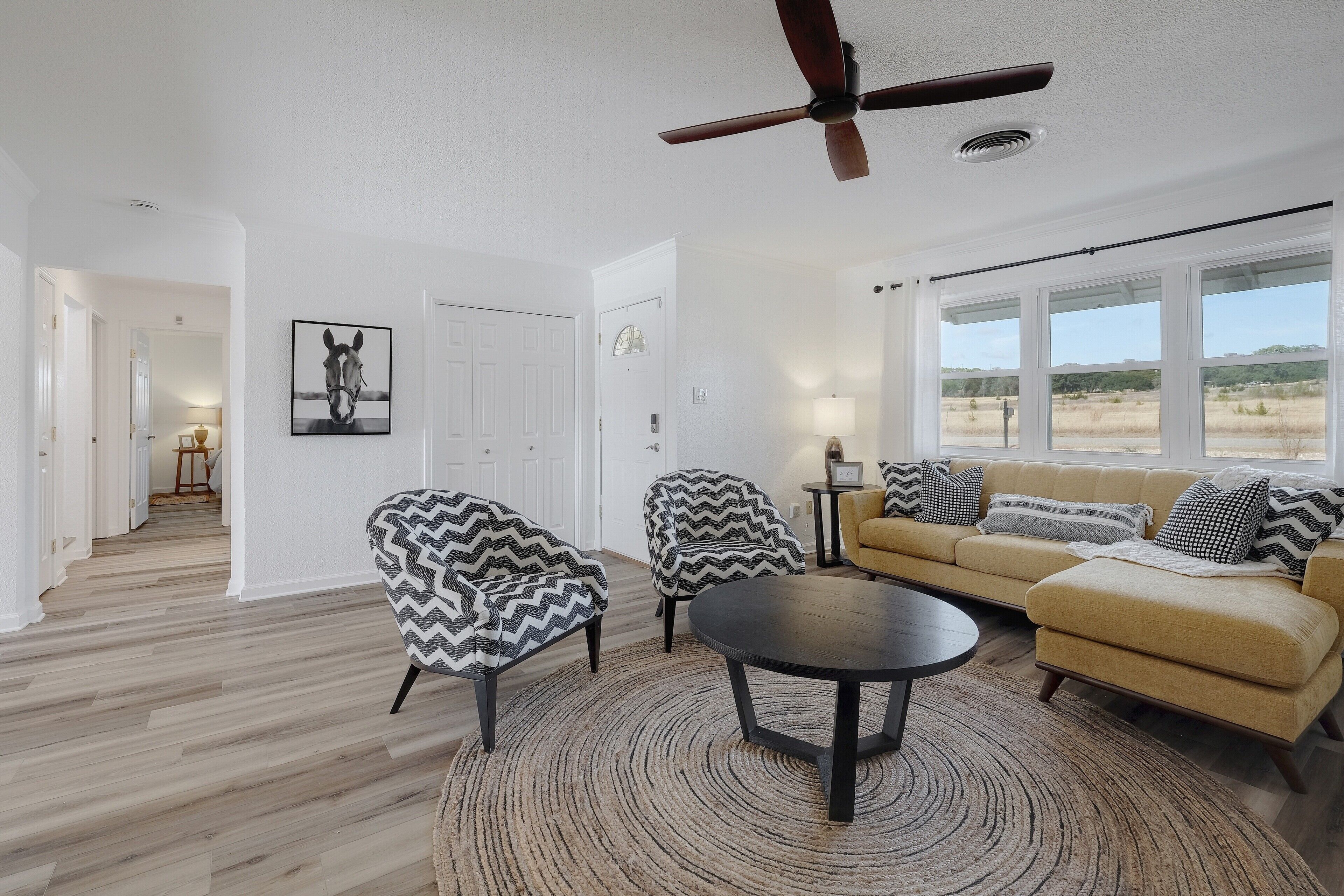 The Daffodil - A luxury haven with Hot Tub and Firepit