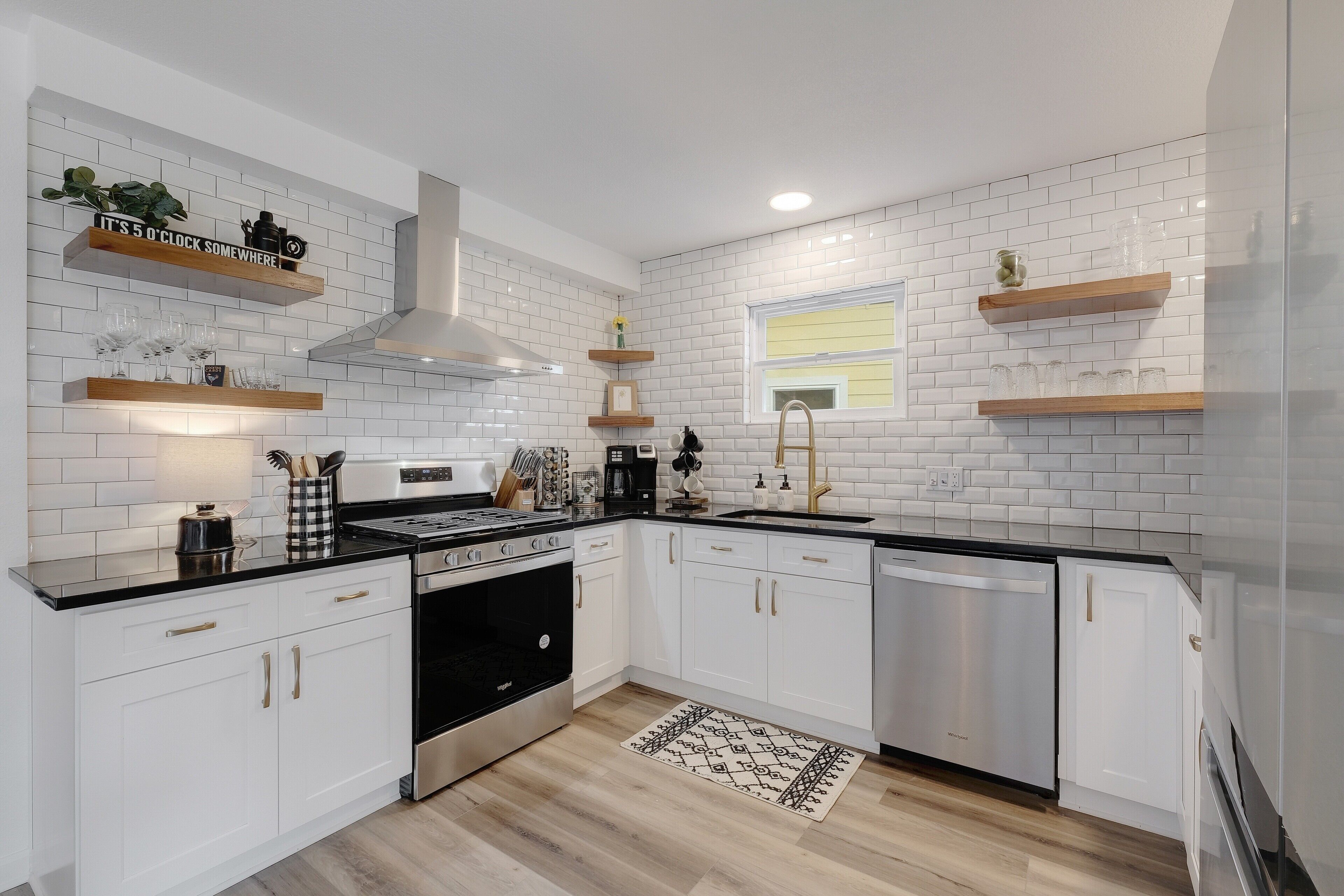 The Daffodil - A luxury haven with Hot Tub and Firepit