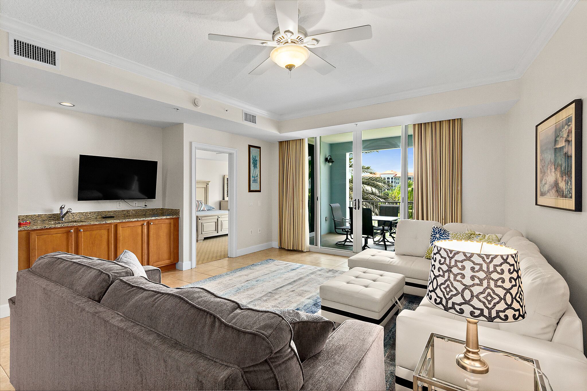 Harbor View Condominium with Stunning Sunsets!