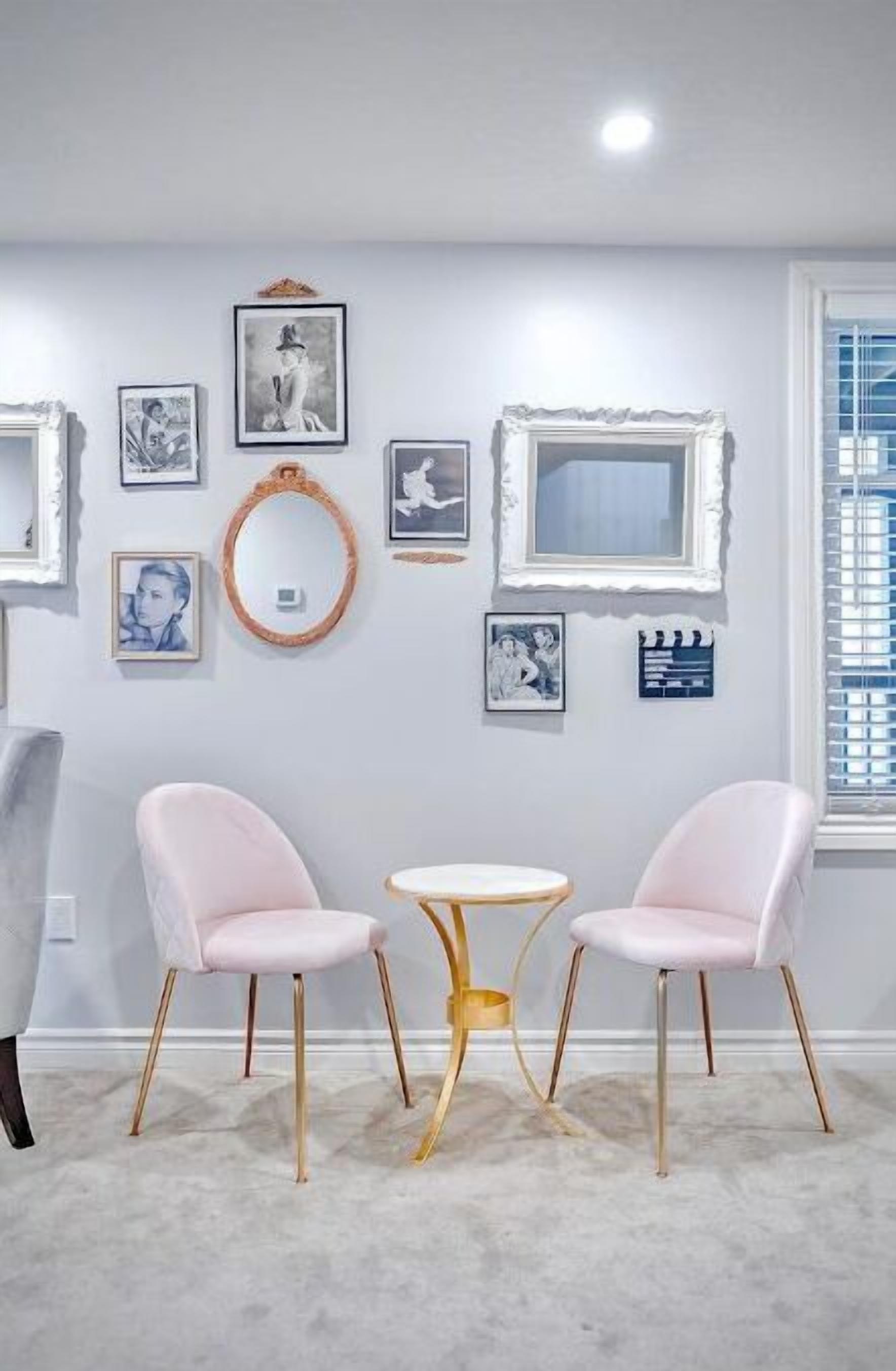 Elegant Home in Elora with Stylish Décor and Excellent Location