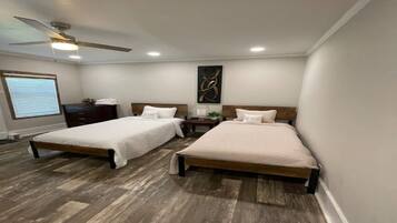 2 sovrum, skrivbord, strykjärn/strykbräda och gratis wi-fi