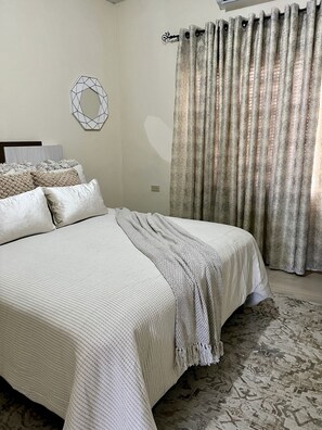 3 Schlafzimmer, Bügeleisen/Bügelbrett, kostenloses WLAN, Bettwäsche