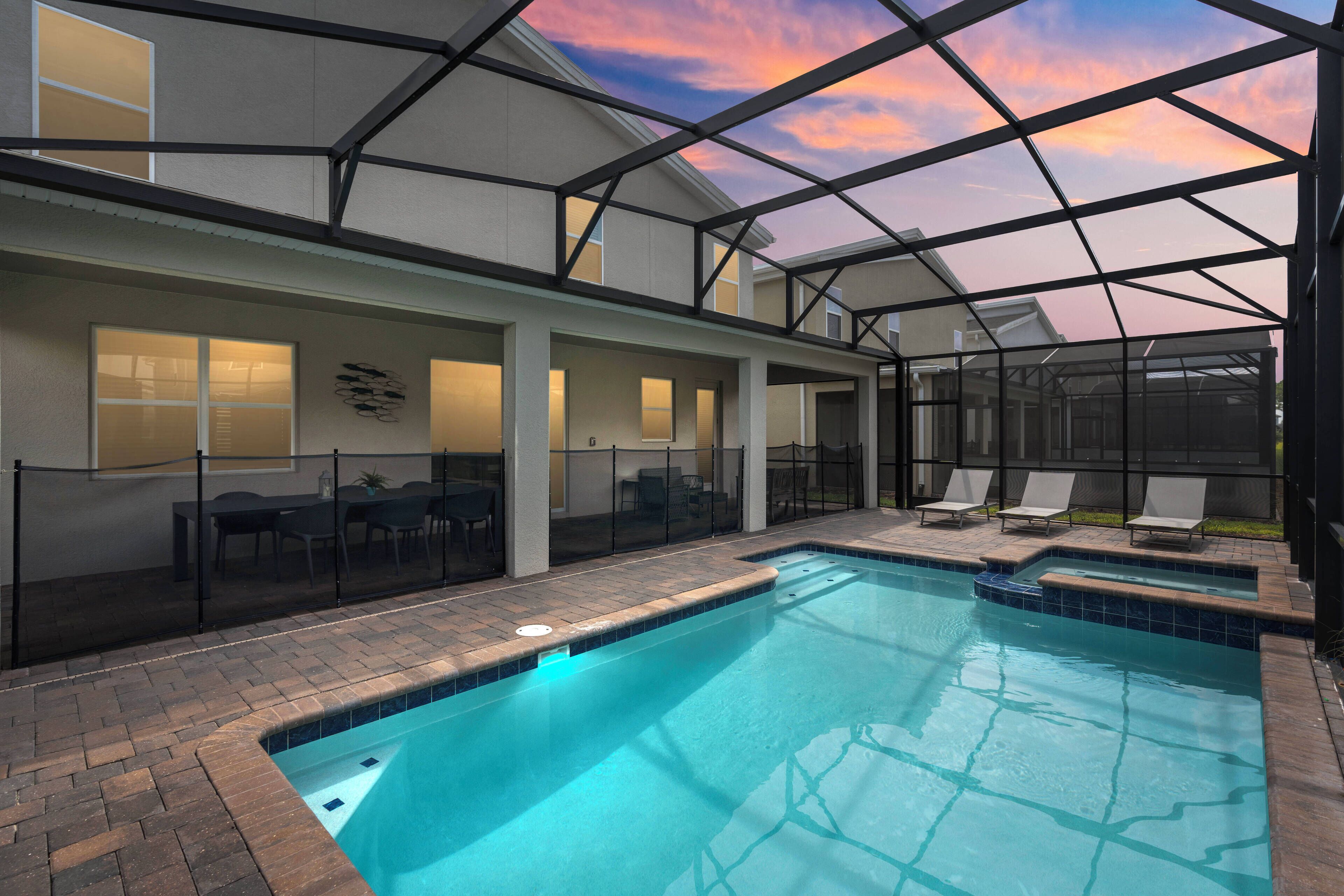 New Home 9Bedrooms e 5Bath At Storey Lake