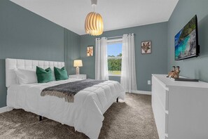 4 bedrooms, travel cot, WiFi, bed sheets