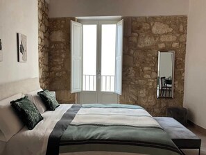 1 slaapkamer, een strijkplank/strijkijzer, gratis wifi