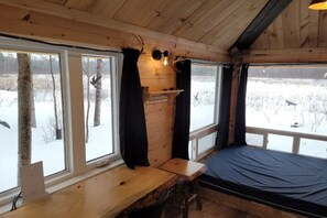 1 bedroom, desk, free WiFi, bed sheets