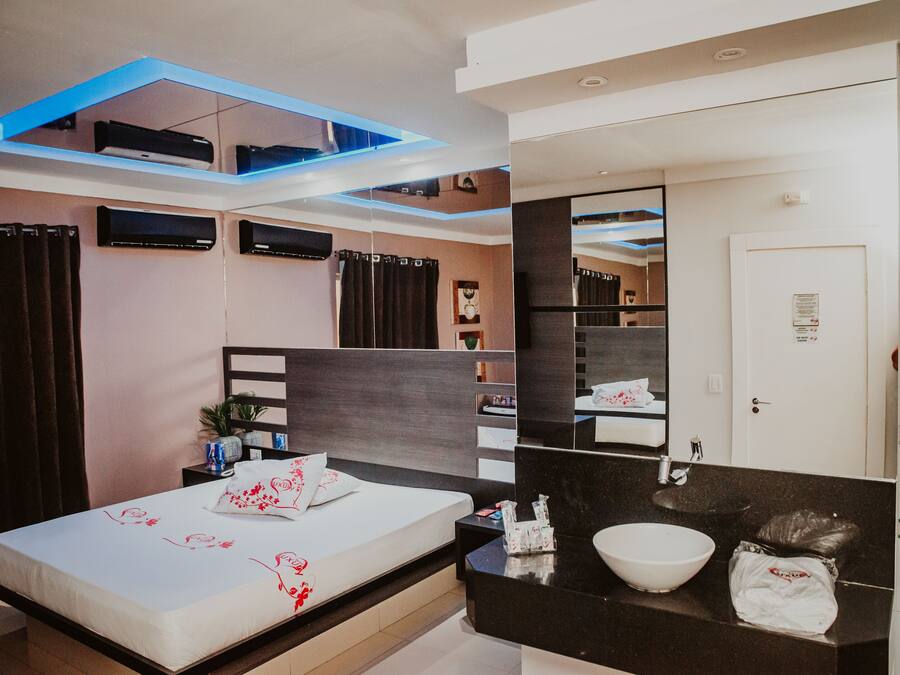 Comfort-dobbeltværelse | Premium-sengetøj, minibar, skrivebord