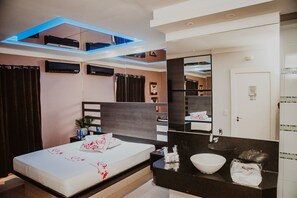 Habitació doble Comfort | Roba de llit d'alta qualitat, minibar i escriptori 