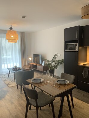 Apartment | Living area | TV