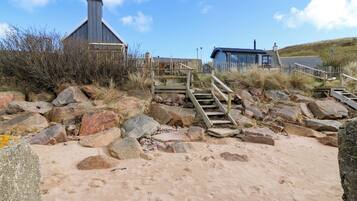 Cottage | Property grounds