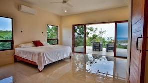 4 bedrooms, free WiFi, bed sheets