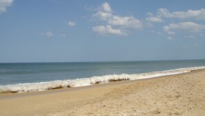 Unclassified image, 3 of 50, button - BEACHWALK PARADISE -Walk to ocean LOCATION - LOCATION - LOCATION (Palm Coast)