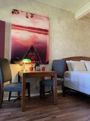 Bügeleisen/Bügelbrett, WLAN, Bettwäsche