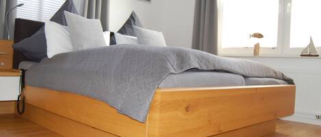 1 bedroom, free WiFi, bed sheets, wheelchair access