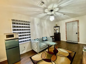 Smart TV, fireplace, video games