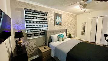 1 bedroom, iron/ironing board, WiFi, bed sheets