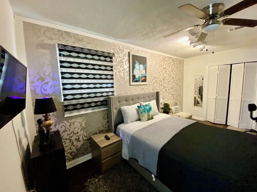 Magnolia Suite Vacation Home -Private Entry, Old Canton N. Jackson